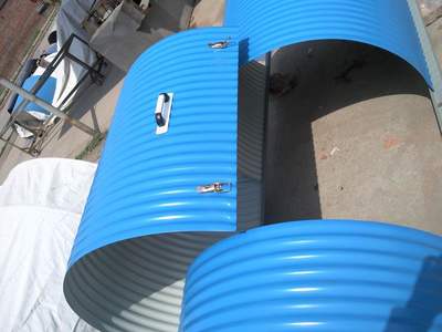 陶瓷廠輸送機(jī)上的防雨罩帶式輸送機(jī)防雨罩